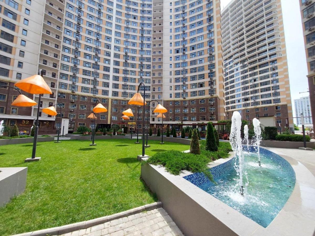 Level 24 - Sea & Sky View Apartment Odesa Exterior foto